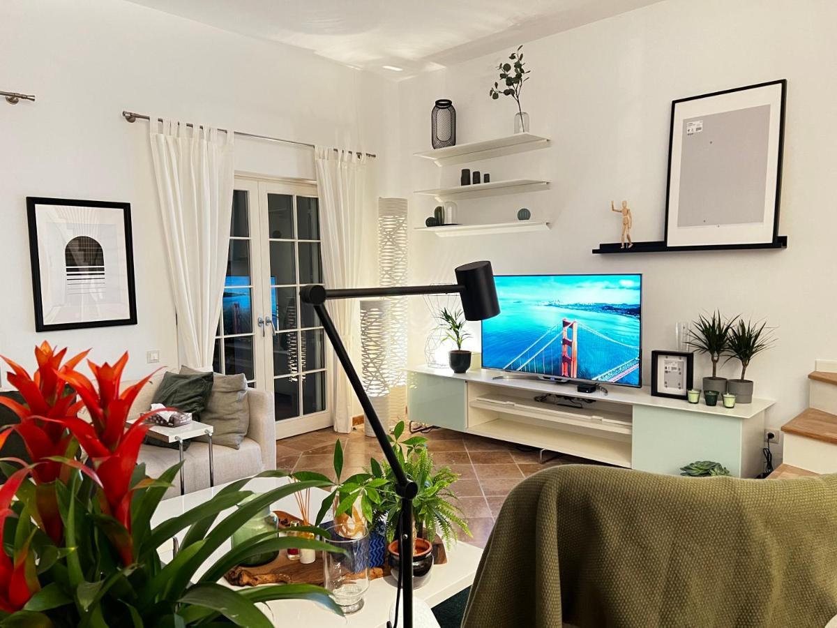 Sea Canal Townhouse Вилла Гёчек